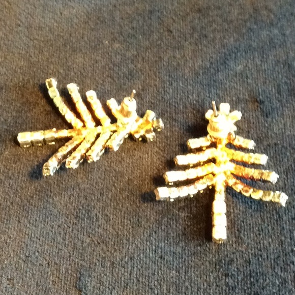 Vintage New Christmas Tree Brooch & Earrings - Picture 6 of 7